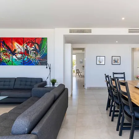 Casa Banderas Apartment